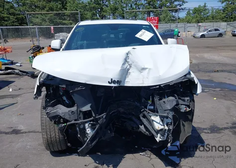 2018 Jeep Grand Cherokee Altitude 4X4 z USA, uszkodzony, nr VIN 1C4RJFAG9JC286319